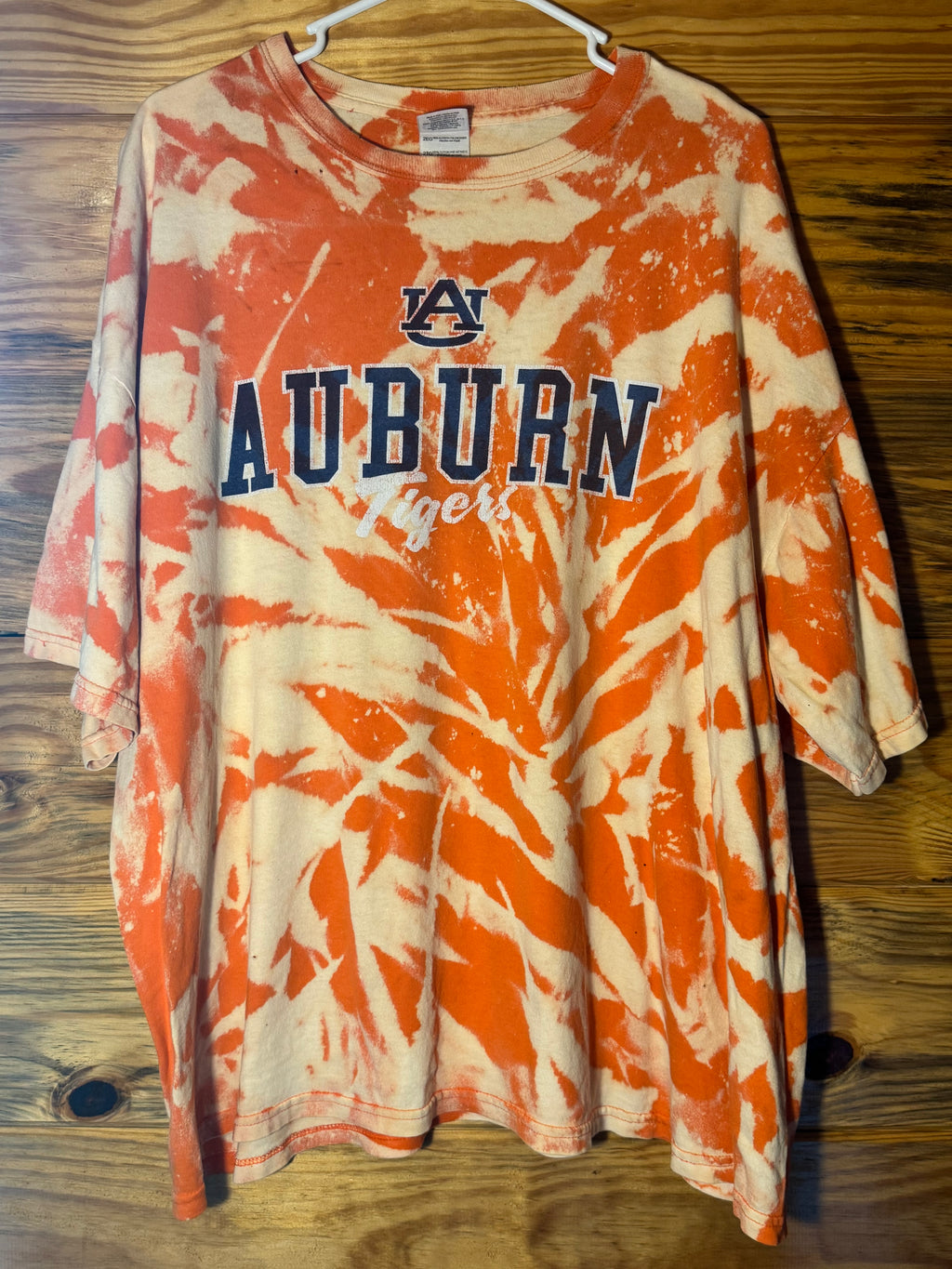 Modern Bleach Dyed Auburn University T-Shirt XL